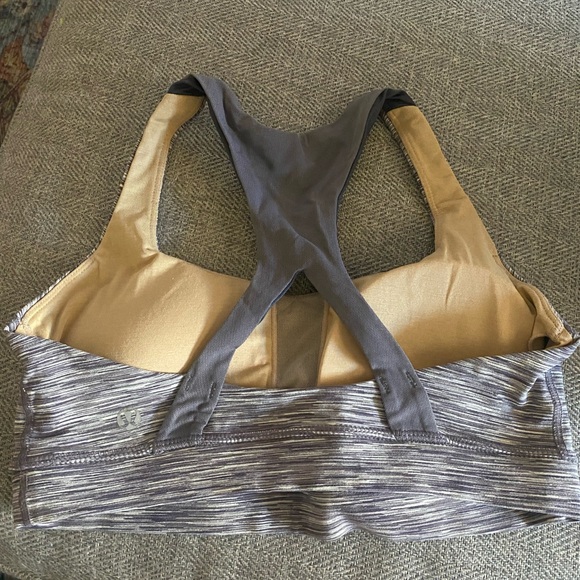 Lululemon 50 Rep Sports Bra in Magnum Space Dye. Size 6 - Picture 2 of 7